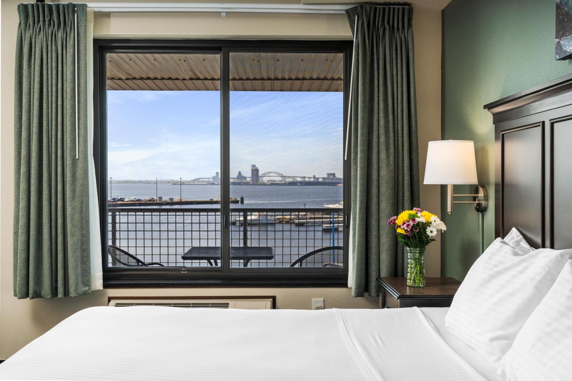 Park Point Marina Inn Duluth Eksteriør billede