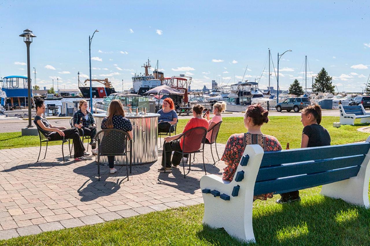Park Point Marina Inn Duluth Eksteriør billede